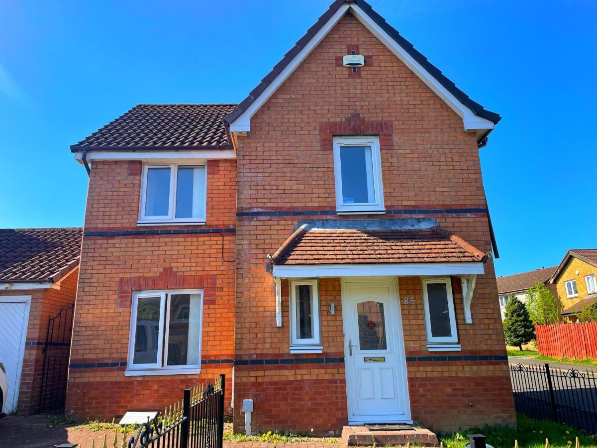 فيلا Cozy Nights Svp Detached House غلاسغو المظهر الخارجي الصورة