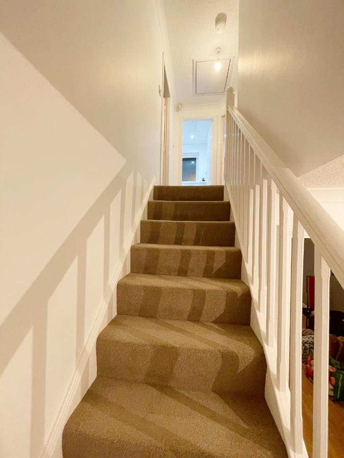 فيلا Cozy Nights Svp Detached House غلاسغو المظهر الخارجي الصورة