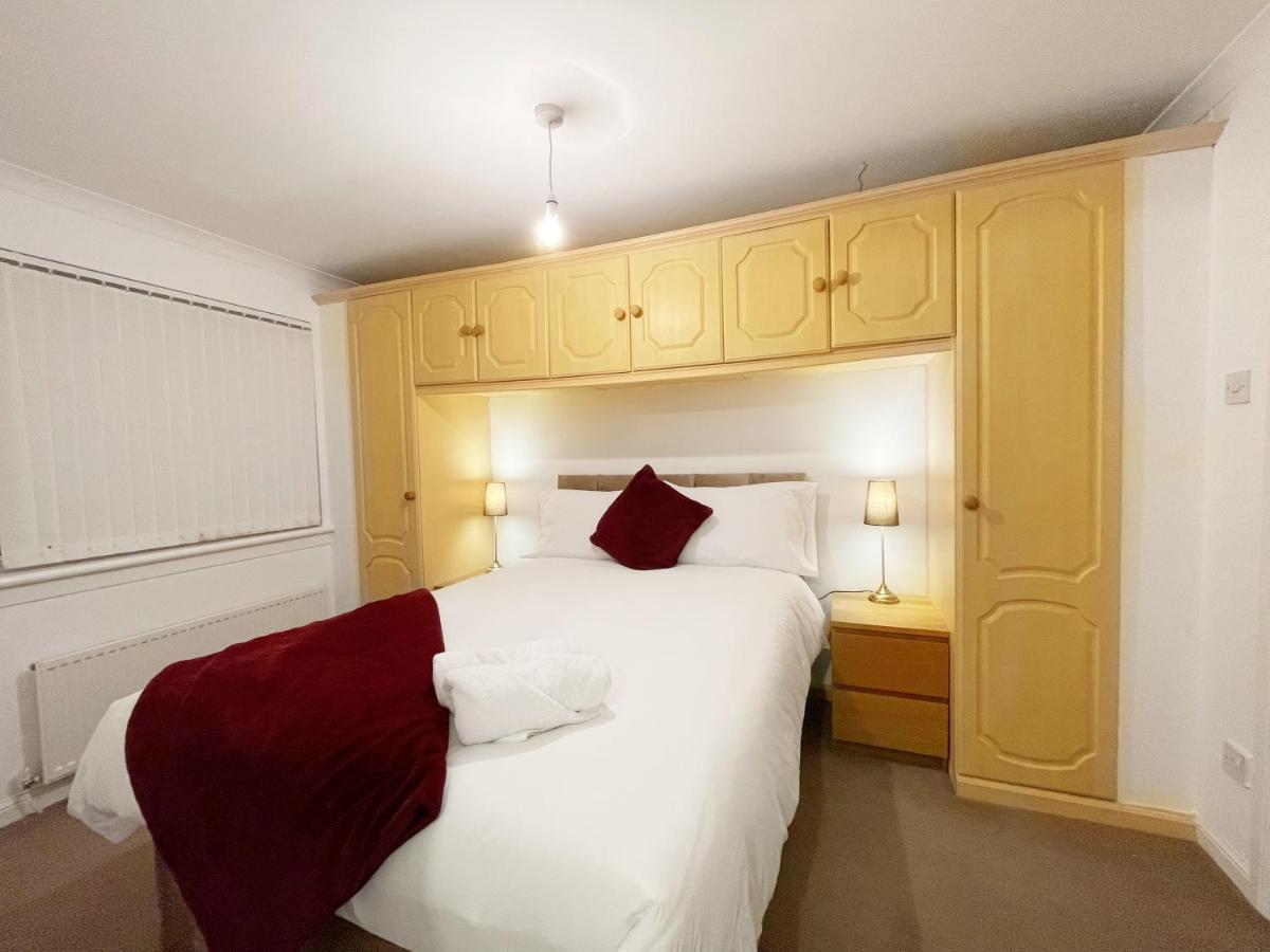فيلا Cozy Nights Svp Detached House غلاسغو المظهر الخارجي الصورة