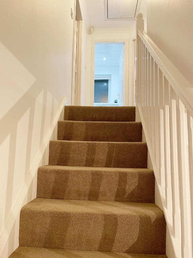 فيلا Cozy Nights Svp Detached House غلاسغو المظهر الخارجي الصورة